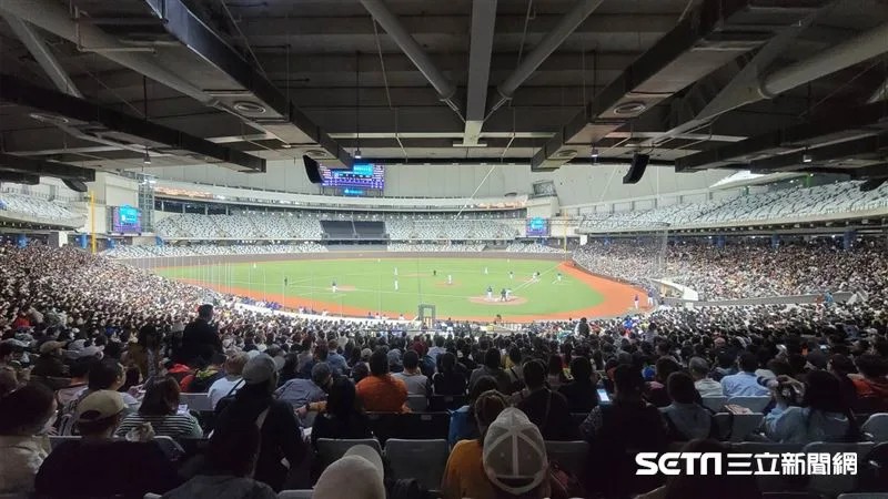 搶看亞錦賽台、韓開幕戰 大巨蛋1萬張門票再次秒殺！這2場台灣隊仍有票-海神-棒球-台灣-韓國-大巨蛋-娛樂城-真人視訊-捕魚遊戲-體育賽事-拉霸機